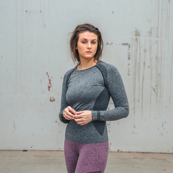 Senita Athletics Gray Seamless Power Top - Size M - Picture 1 of 5
